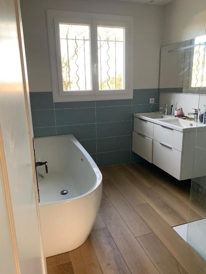 Magnifique Demeure Familiale Villa Кастри Екстериор снимка